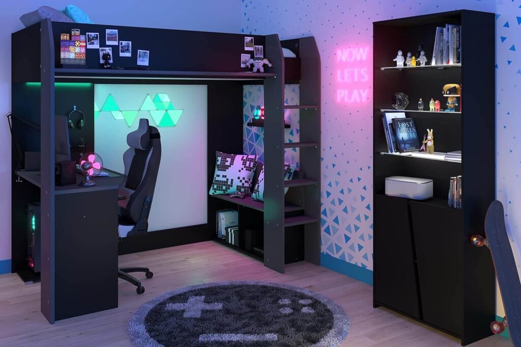 Habitación gaming con cama alta, ideal para dormitorios pequeños